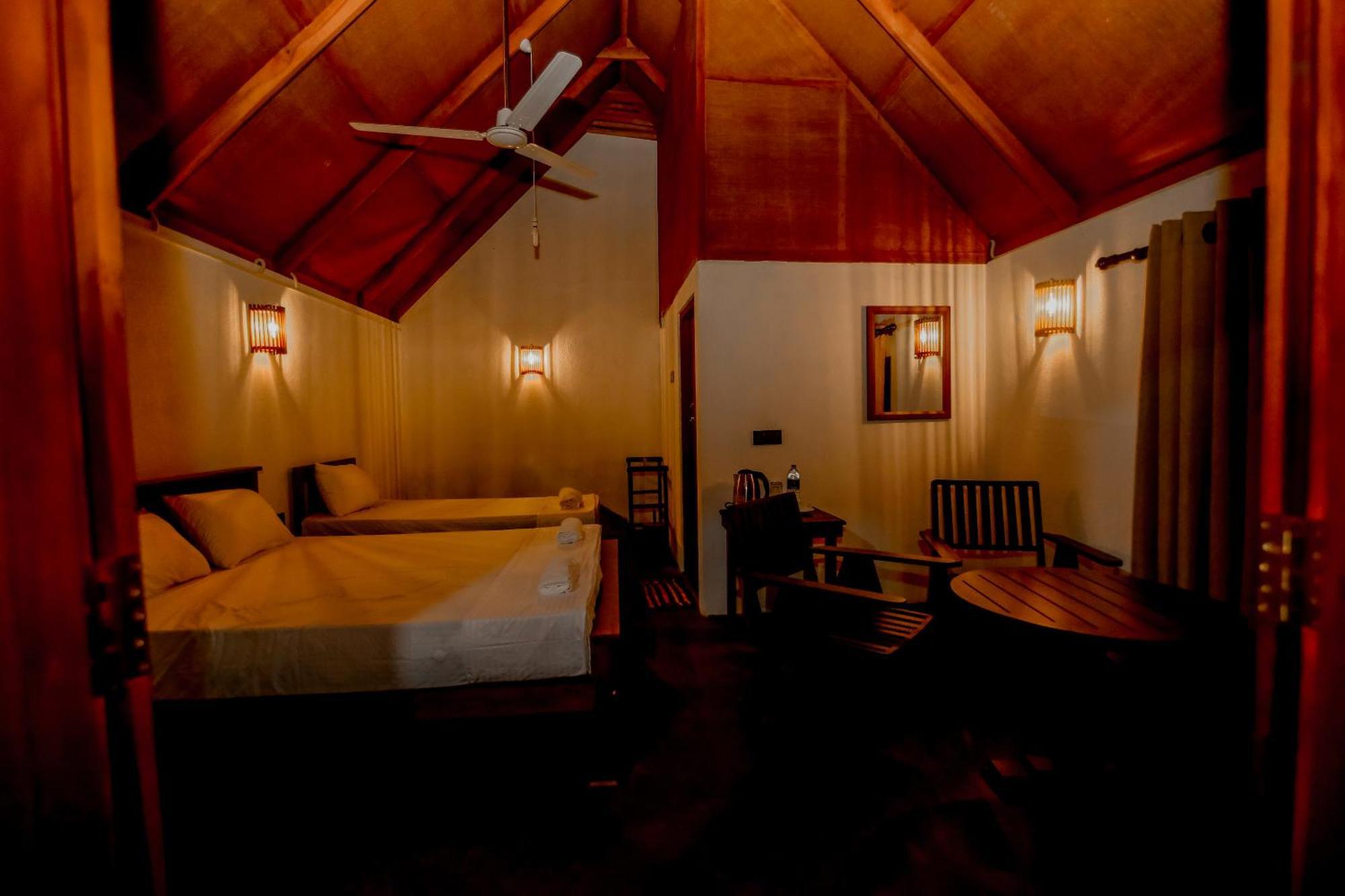 The Rainforest Hideaway Deniyaya Exteriör bild