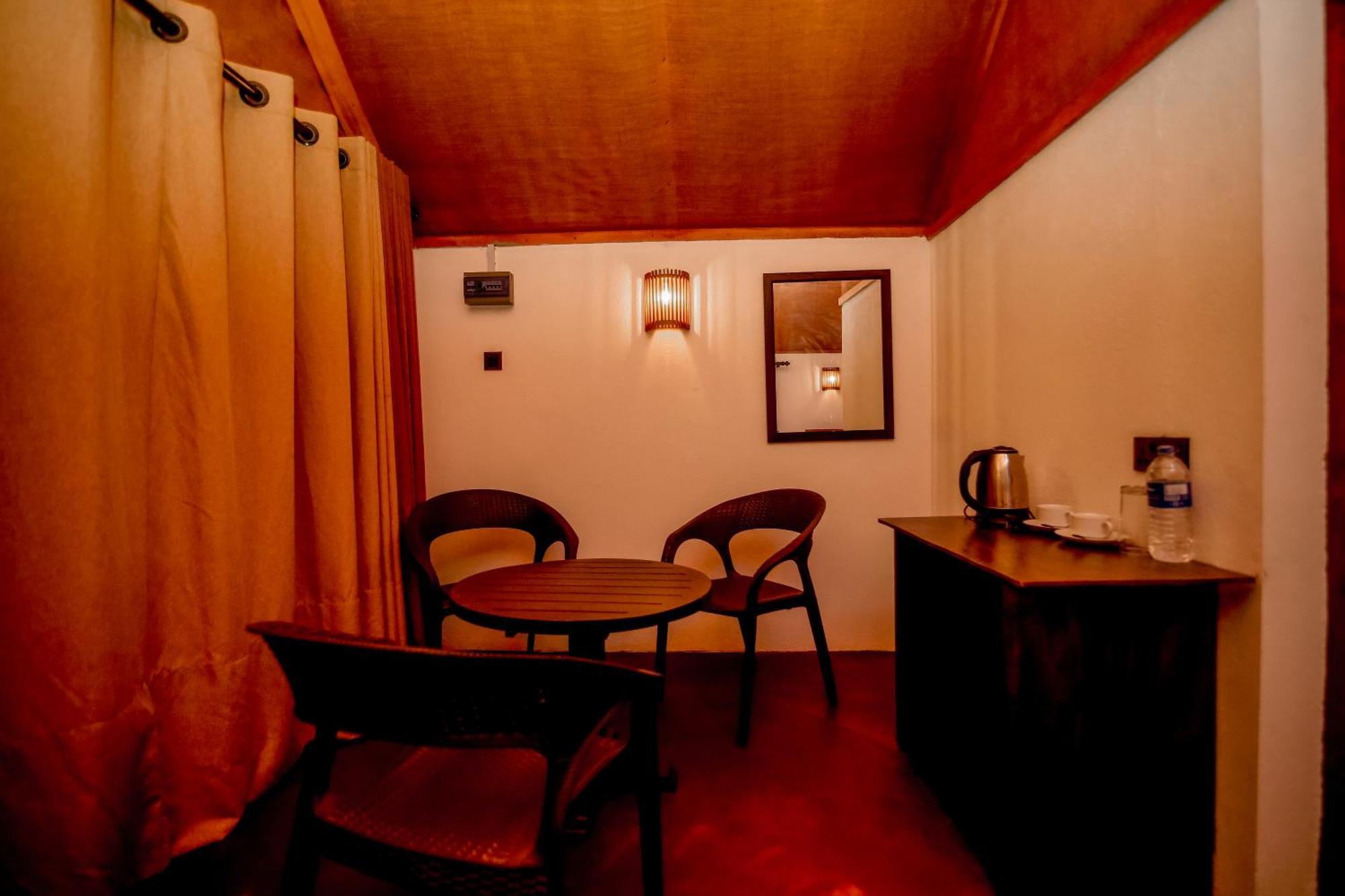The Rainforest Hideaway Deniyaya Exteriör bild