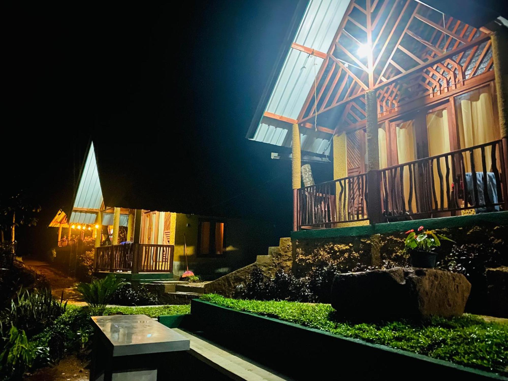 The Rainforest Hideaway Deniyaya Exteriör bild
